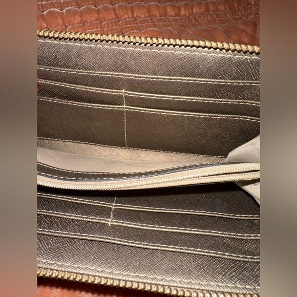 Calvin Klein Stefano, Continental  zip wallet, new without tags - Picture 6 of 6